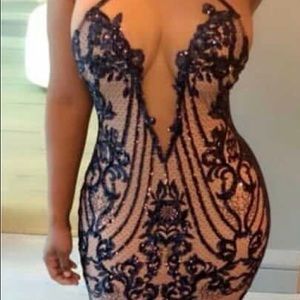 NEVER Worn SEXY Black/Nude Halter DRESSw/ back out